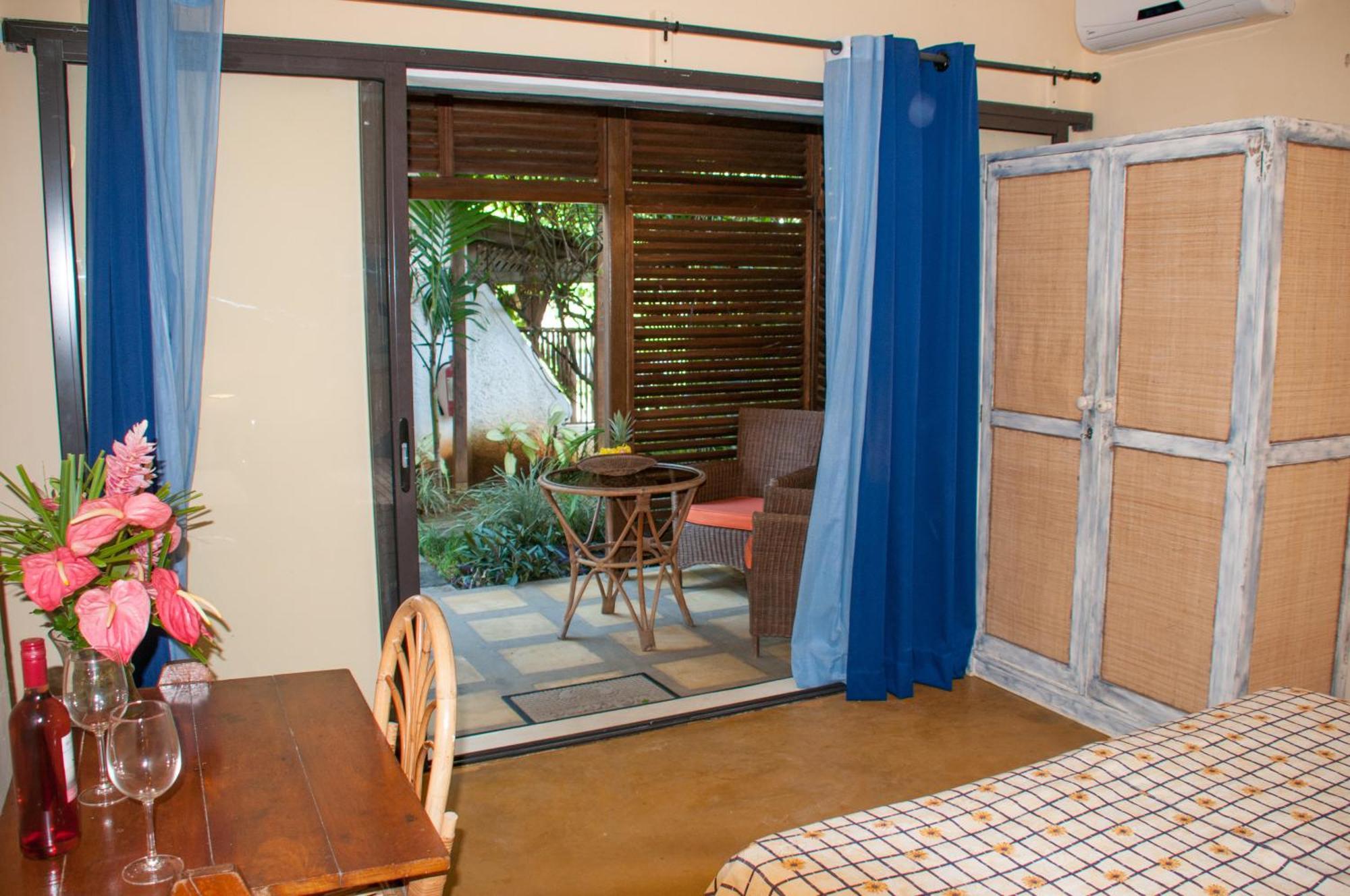 Chantauvent Guest House Blue Bay Pokoj fotografie