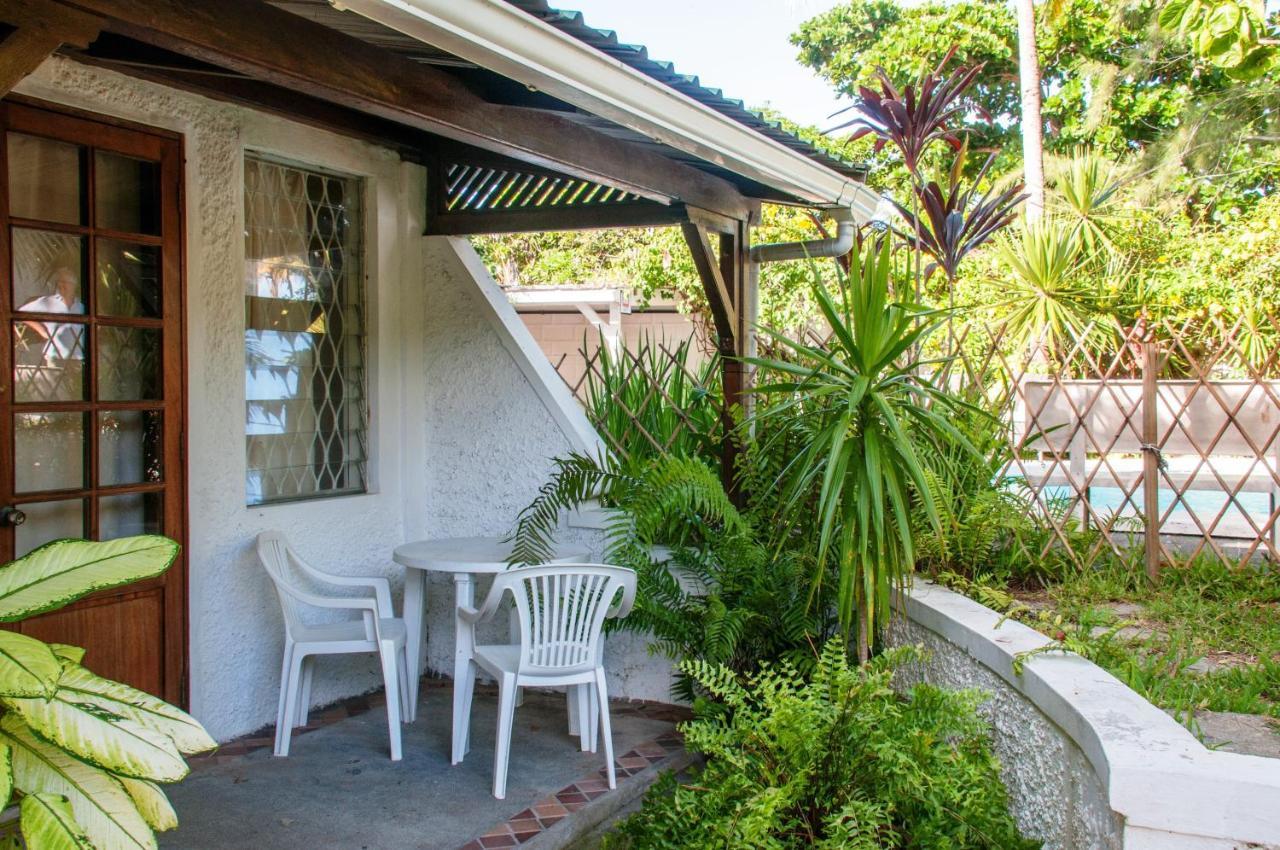Chantauvent Guest House Blue Bay Exteriér fotografie